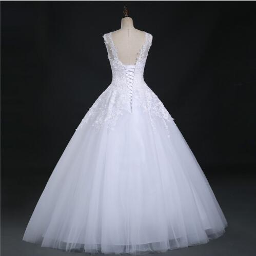 Long Wedding Dress, Sleeveless Wedding Dress, Tulle Wedding Dress, Floor-Length Bridal Dress, Lace Wedding Dress, Custom Made Wedding Dress, LB0257